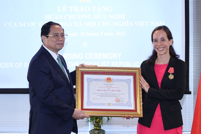 Những chuyến bay đêm và vị thế, vai trò Việt Nam với những cơ hội mang tầm chiến lược - Ảnh 17. Những chuyến bay đêm và vị thế, vai trò Việt Nam với những cơ hội mang tầm chiến lược - Ảnh 17.