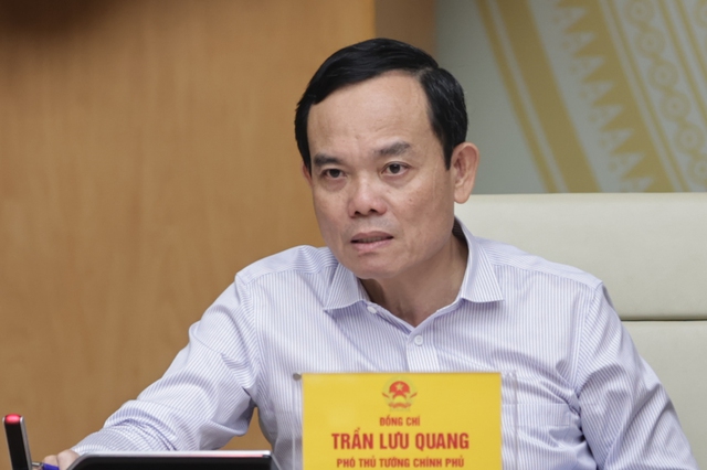 Thủ tướng chỉ đạo các nhiệm vụ, giải pháp trọng tâm để công tác phòng cháy chữa cháy đạt hiệu quả cao nhất - Ảnh 4. Thủ tướng chỉ đạo các nhiệm vụ, giải pháp trọng tâm để công tác phòng cháy chữa cháy đạt hiệu quả cao nhất - Ảnh 4.