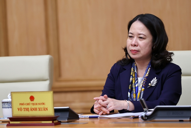 Thủ tướng: Đặc biệt lưu ý thúc đẩy các động lực tăng trưởng mới, phấn đấu đạt cao nhất các chỉ tiêu, mục tiêu năm 2023- Ảnh 5. Thủ tướng: Đặc biệt lưu ý thúc đẩy các động lực tăng trưởng mới, phấn đấu đạt cao nhất các chỉ tiêu, mục tiêu năm 2023- Ảnh 5.