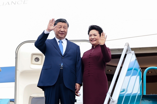 Thủ tướng Phạm Minh Chính đón Tổng Bí thư, Chủ tịch nước Trung Quốc Tập Cận Bình- Ảnh 1. Thủ tướng Phạm Minh Chính đón Tổng Bí thư, Chủ tịch nước Trung Quốc Tập Cận Bình- Ảnh 1.