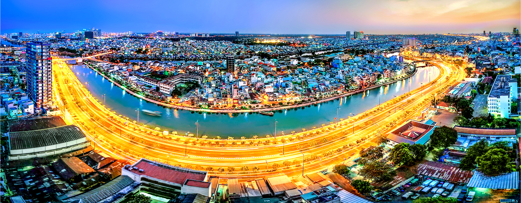 10 dấu ấn nổi bật trong phát triển kinh tế-xã hội năm 2023- Ảnh 2. 10 dấu ấn nổi bật trong phát triển kinh tế-xã hội năm 2023- Ảnh 2.