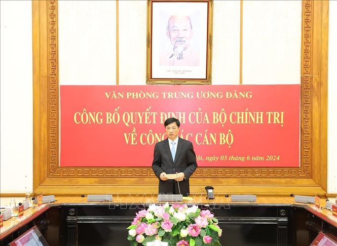 Thượng tướng Nguyễn Duy Ngọc giữ chức Chánh Văn phòng Trung ương Đảng- Ảnh 3. Thượng tướng Nguyễn Duy Ngọc giữ chức Chánh Văn phòng Trung ương Đảng- Ảnh 3.
