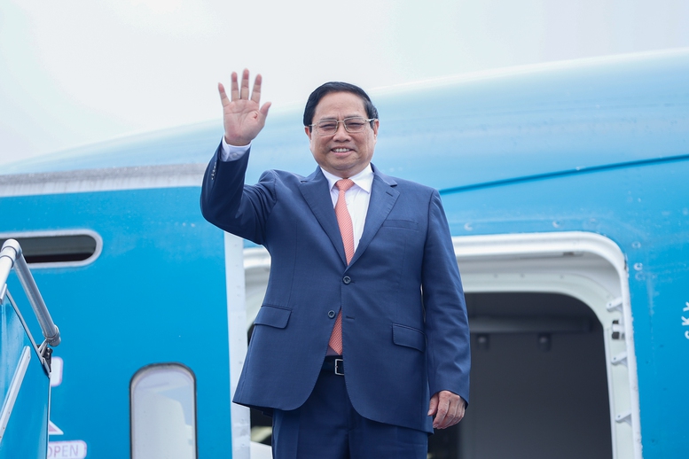 Thủ tướng Phạm Minh Chính lên đường dự Hội nghị của Diễn đàn Kinh tế thế giới và làm việc tại Trung Quốc- Ảnh 1. Thủ tướng Phạm Minh Chính lên đường dự Hội nghị của Diễn đàn Kinh tế thế giới và làm việc tại Trung Quốc- Ảnh 1.