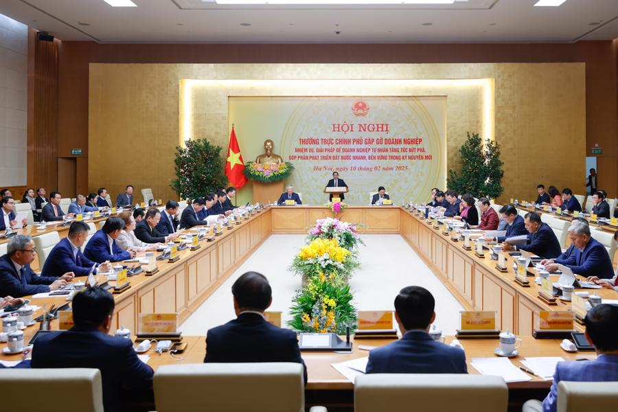 Thủ tướng Chính phủ Phạm Minh Chính chủ trì Hội nghị. Ảnh: VGP.