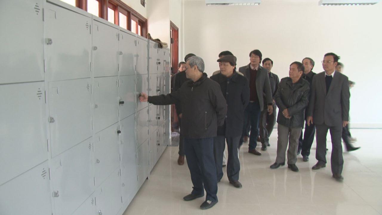 Chủ tịch UBND tỉnh kiểm tra một số công trình xây dựng           