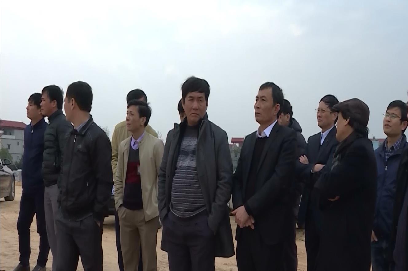 Phó Chủ tịch UBND tỉnh Nguyễn Văn Phong  kiểm tra tiến độ xây dựng Đền thờ Lý Thường Kiệt 