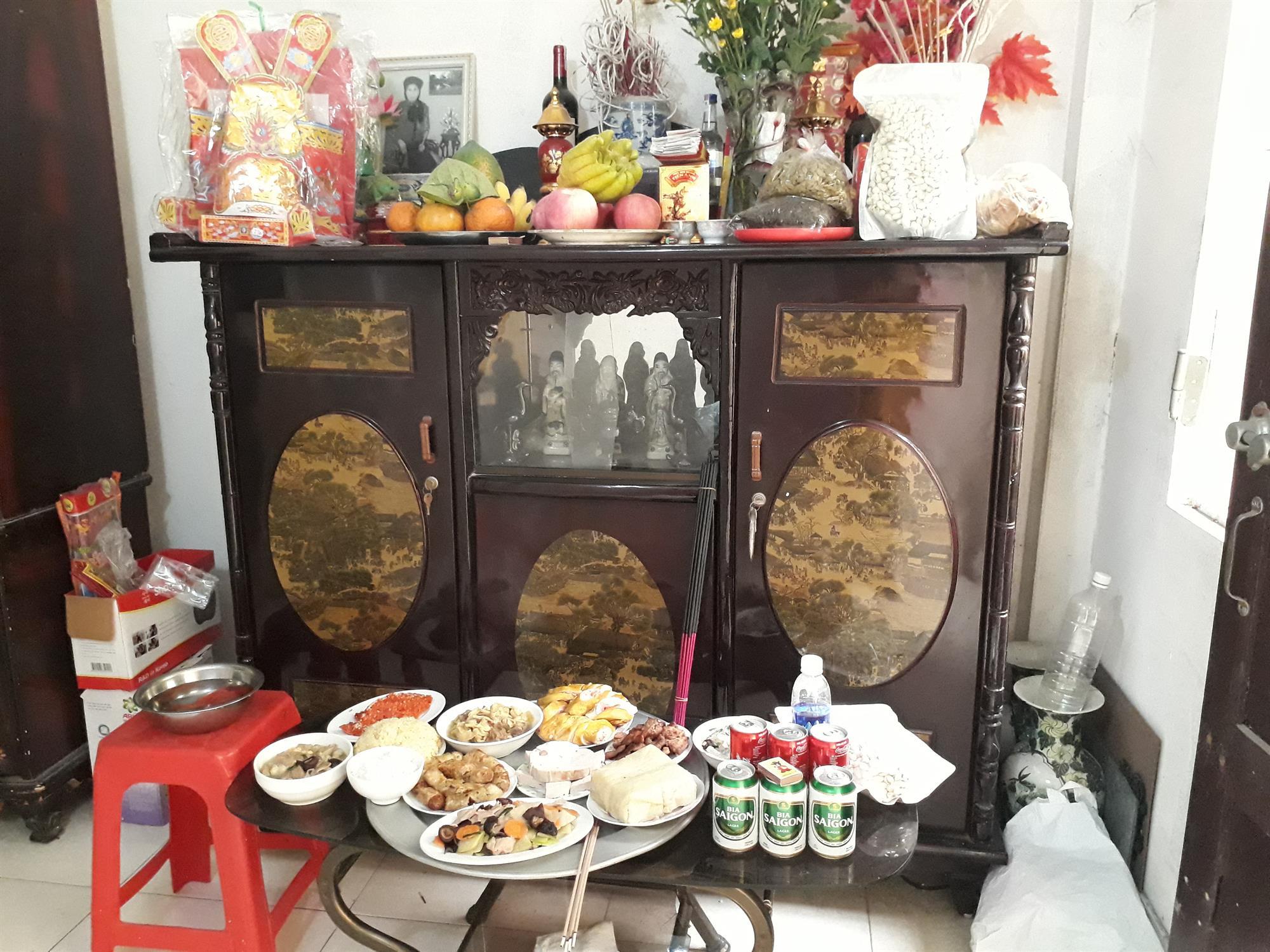 Đoàn tụ bữa cơm chiều 30 Tết