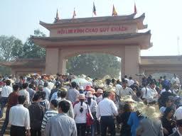 Trảy hội mùa xuân