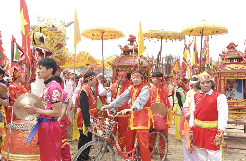 Lễ hội làng Diềm: Đến hẹn lại lên của người Quan họ