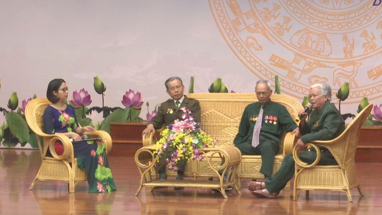 Tọa đàm “45 năm ngày chiến thắng trở về”