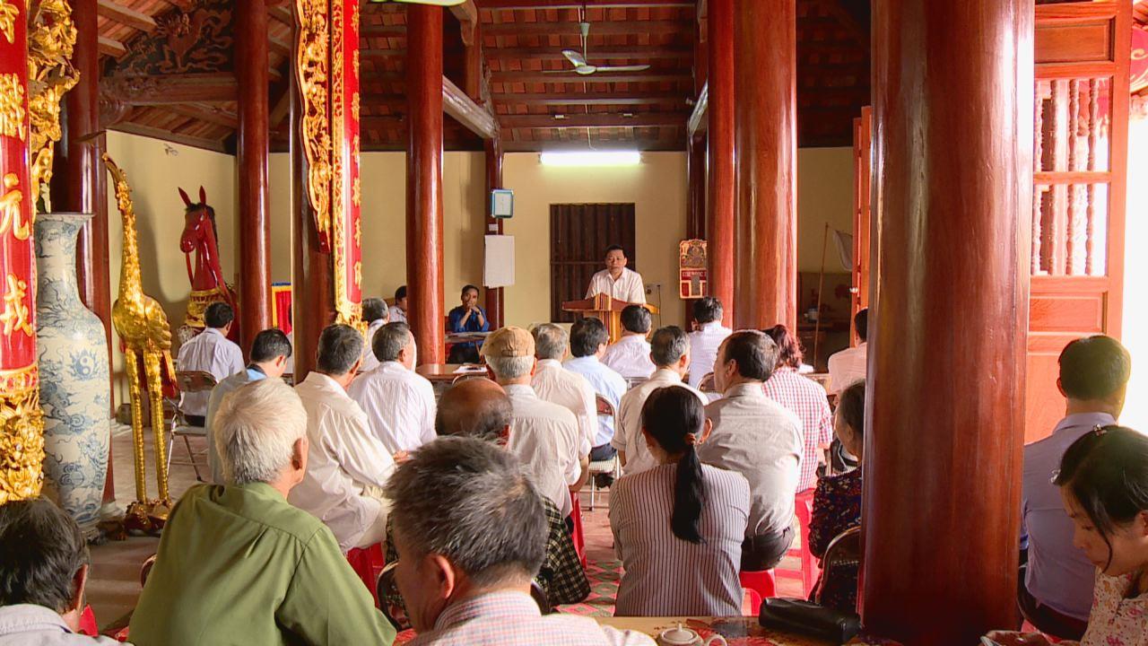Các đồng chí lãnh đạo tỉnh dự sinh hoạt Chi bộ tại các địa phương 