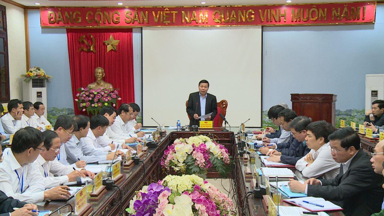 Bí thư Tỉnh ủy Nguyễn Nhân Chiến làm việc tại huyện Gia Bình