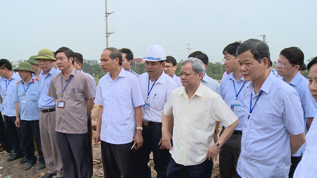 Chủ tịch UBND tỉnh kiểm tra công trình thủy lợi, đê điều phòng chống thiên tai