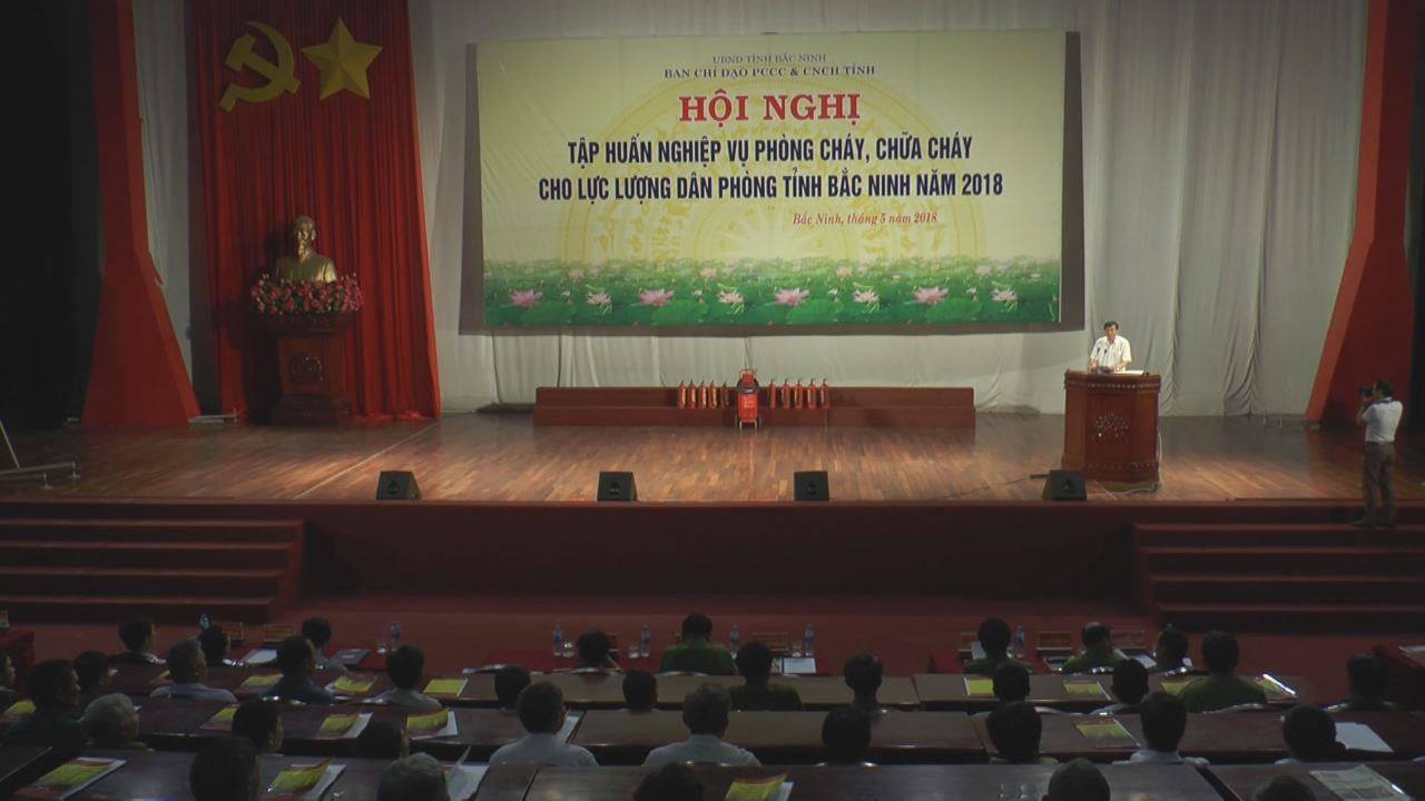 Tập huấn nghiệp vụ phòng cháy, chữa cháy cho lực lượng dân phòng