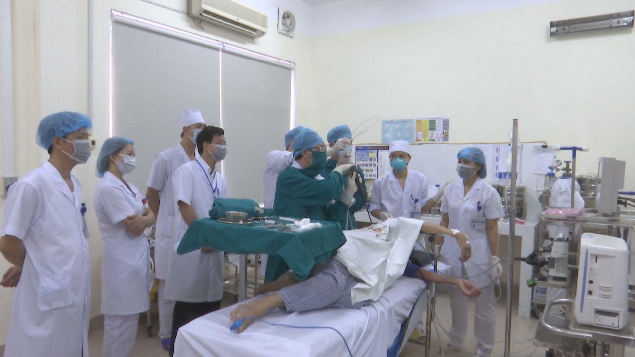 Bệnh viện Phổi Bắc Ninh tiếp nhận kỹ thuật nội soi màng phổi sinh thiết 