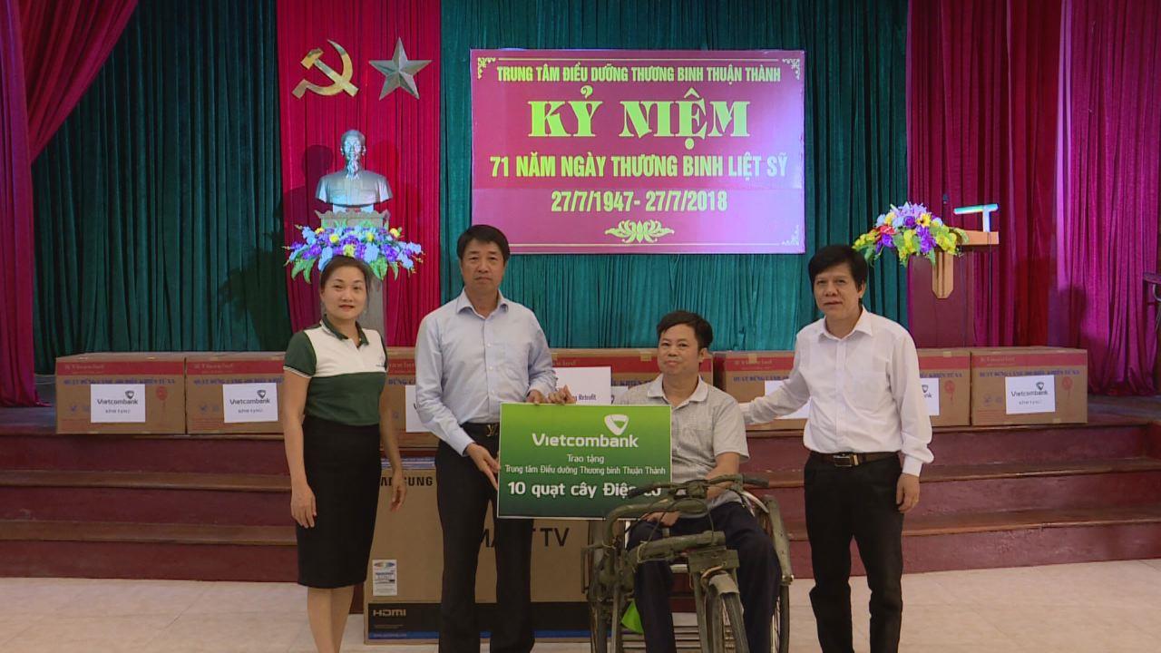 Công ty Sam sung C&T tặng quà  Trung tâm Điều dưỡng thương binh Thuận Thành