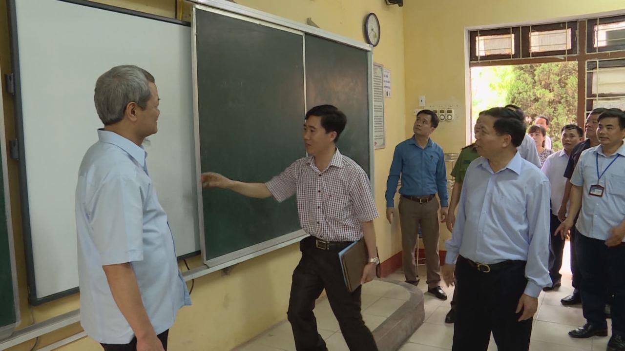 Lãnh đạo tỉnh kiểm tra công tác chuẩn bị kỳ thi THPT Quốc gia