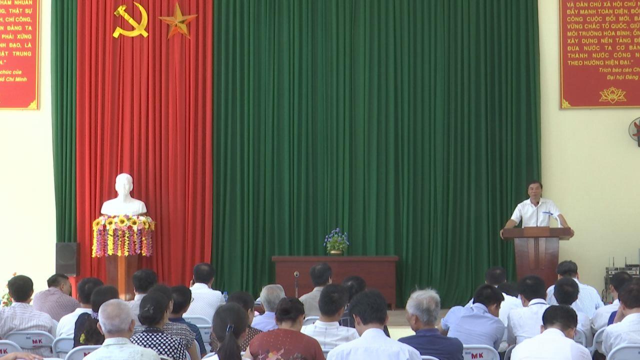 Đồng chí Nguyễn Hữu Quất dự sinh hoạt Chi bộ cơ sở tại thị xã Từ Sơn