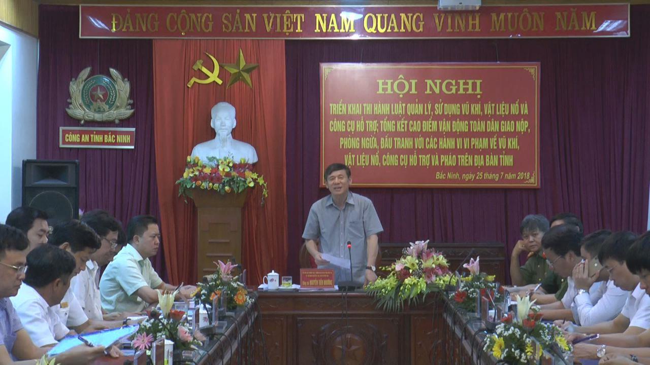  Triển khai thi hành Luật Quản lý, sử dụng vũ khí, vật liệu nổ, công cụ hỗ trợ
