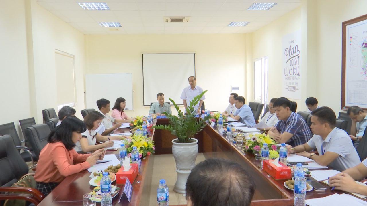 Đoàn giám sát của Ủy ban Khoa học công nghệ và Môi trường làm việc tại Công ty Cổ phần Công nghệ viễn thông Sài Gòn