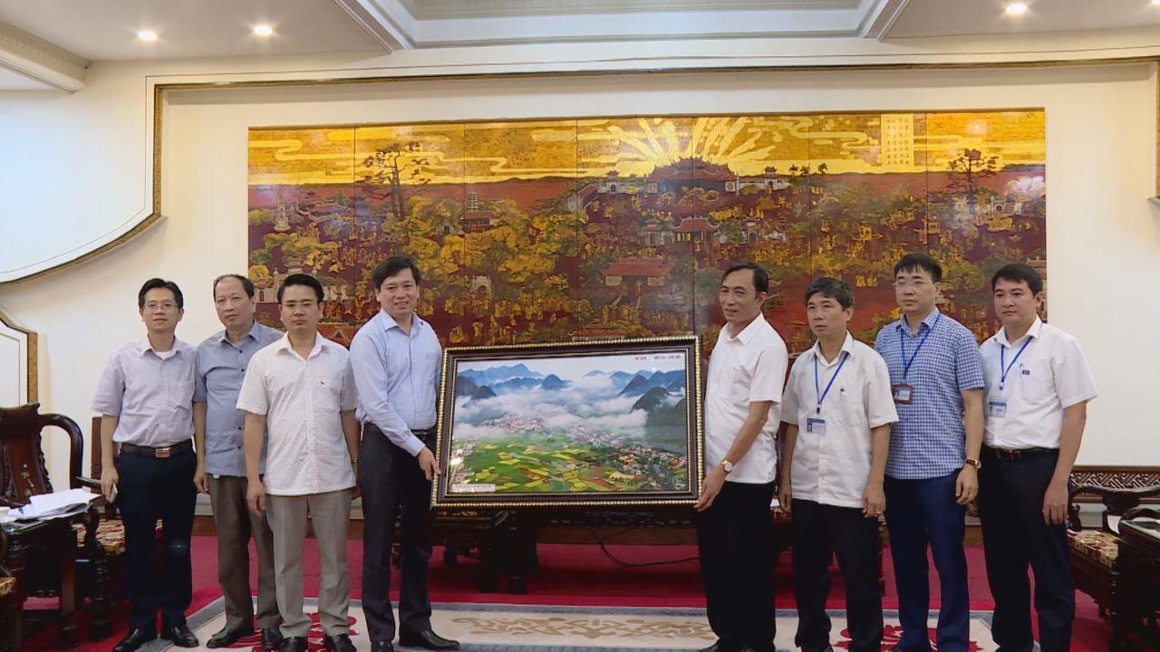 Đoàn công tác tỉnh Lạng Sơn trao đổi, học tập kinh nghiệm tại Bắc Ninh