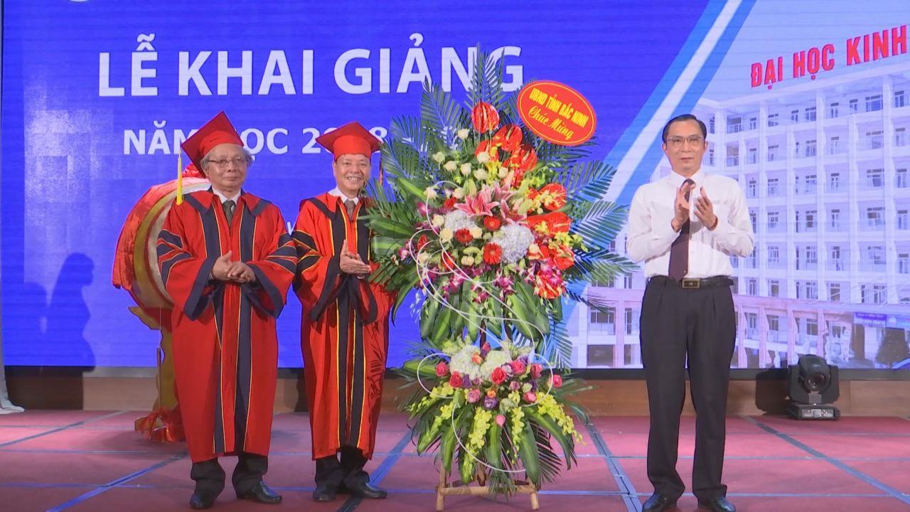 Trường Đại học Kinh Bắc khai giảng và trao bằng Tốt nghiệp Đại học