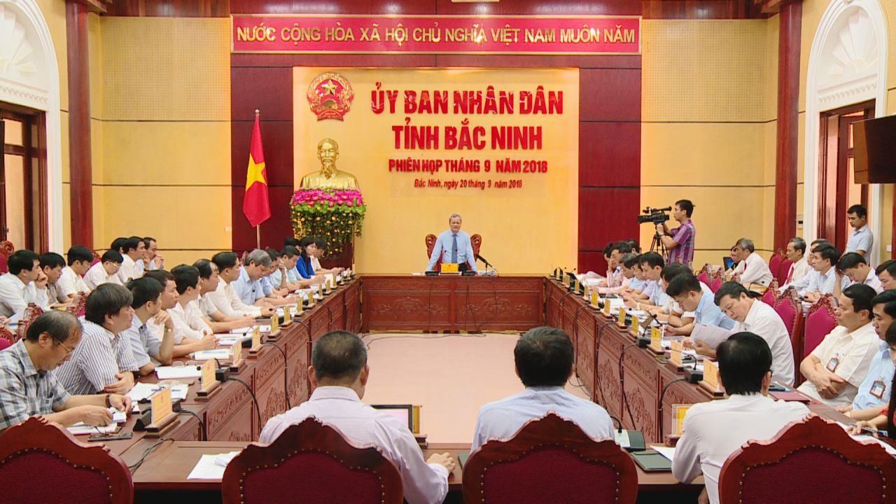 UBND tỉnh họp phiên thường kỳ tháng 9