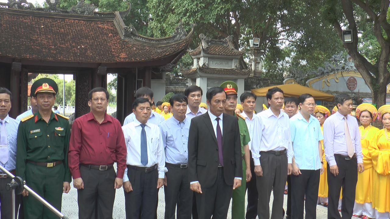 Bắc Ninh dâng hương rước lửa Đại hội TDTT tỉnh lần thứ VIII 
