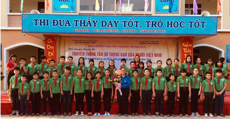 Hành trình truyền cảm hứng của thầy giáo “Nghìn việc tốt”