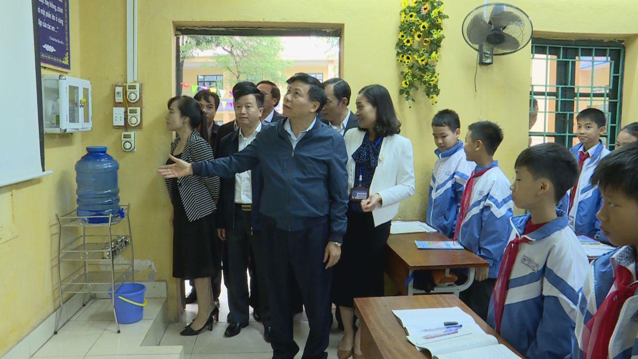Bí thư Tỉnh ủy Nguyễn Nhân Chiến thăm, kiểm tra một số trường học tại thành phố Bắc Ninh và huyện Yên Phong