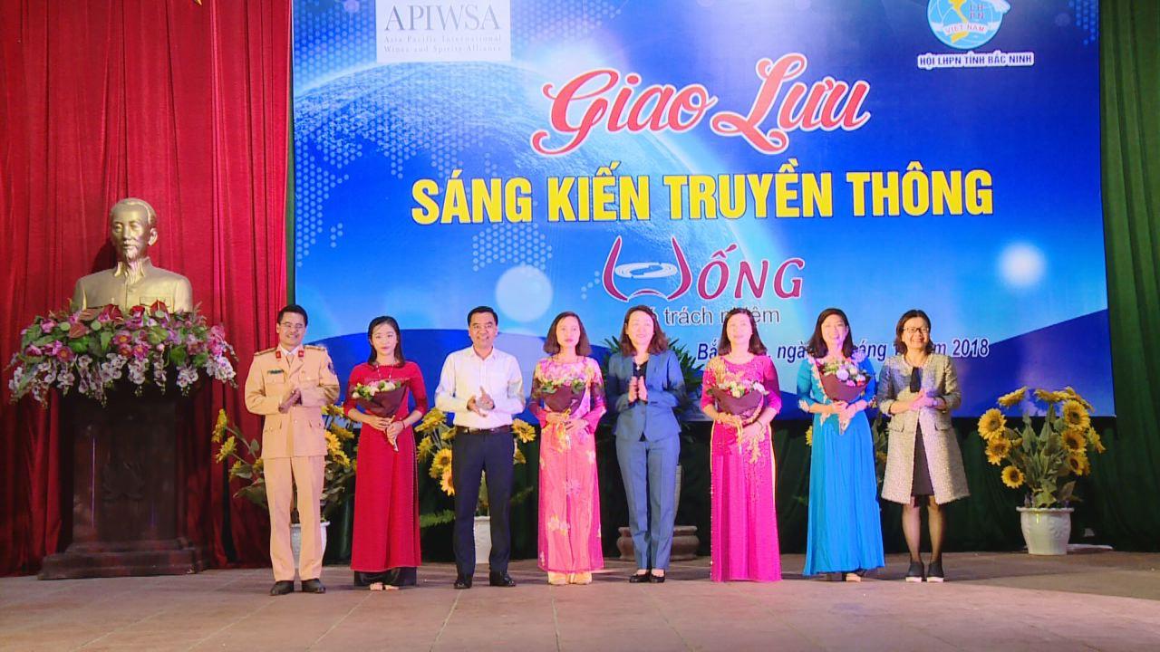 Giao lưu sáng kiến truyền thông uống có trách nhiệm, thực hiện an toàn giao thông