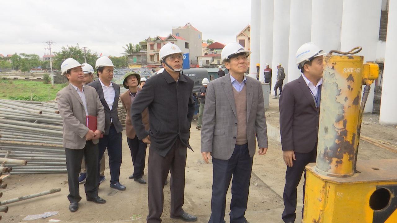 Phó Chủ tịch Thường trực UBND tỉnh kiểm tra  tiến độ thi công Nhà hát dân ca Quan họ Bắc Ninh