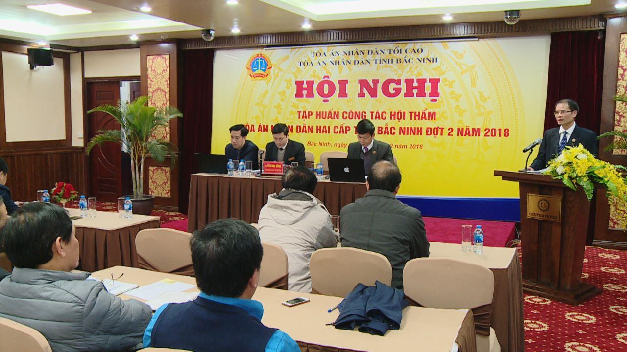 Tòa án nhân dân tỉnh tập huấn công tác hội thẩm nhân dân