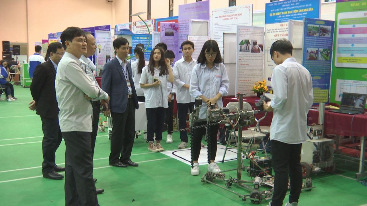 Khai mạc cuộc thi Khoa học kỹ thuật cấp tỉnh dành cho học sinh Trung học