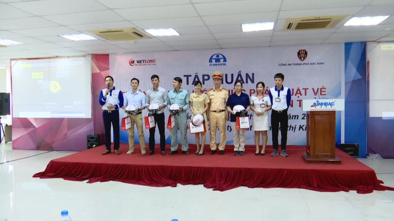 Tập huấn về An toàn giao thông tại Khu công nghiệp tập trung Quế Võ