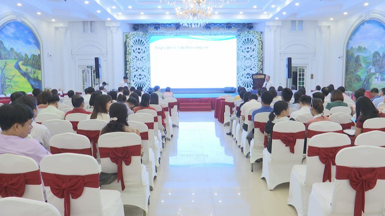 Liên đoàn Lao động tỉnh tập huấn về xây dựng văn hóa công sở và truyền thông về an toàn giao thông