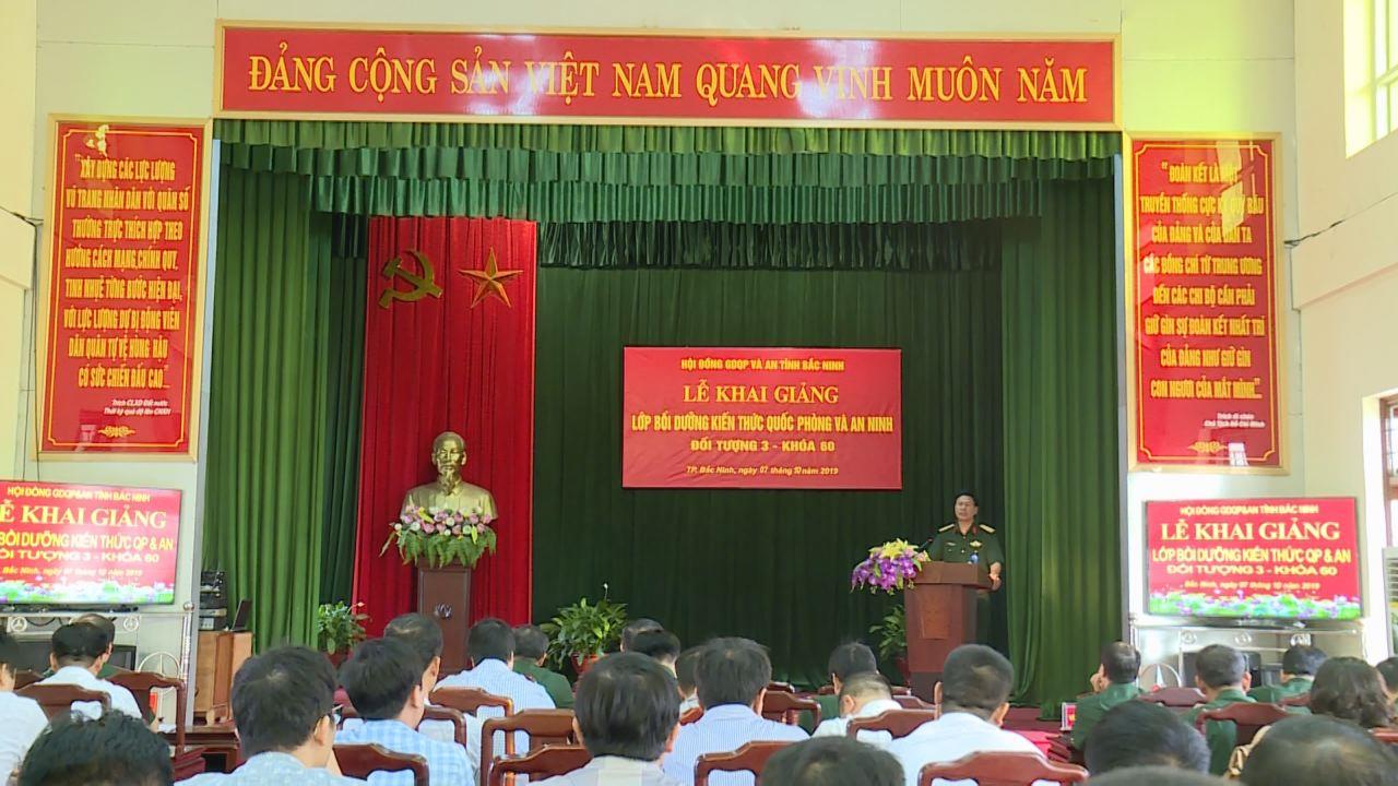 Khai giảng bồi dưỡng kiến thức quốc phòng, an ninh đối tượng 3