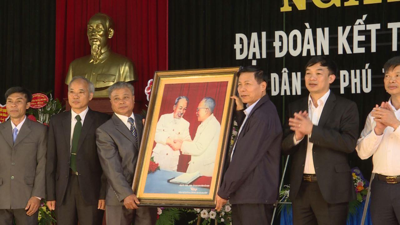 Bí thư Tỉnh ủy dự ngày hội Đại đoàn kết khu dân cư tại Lương Tài