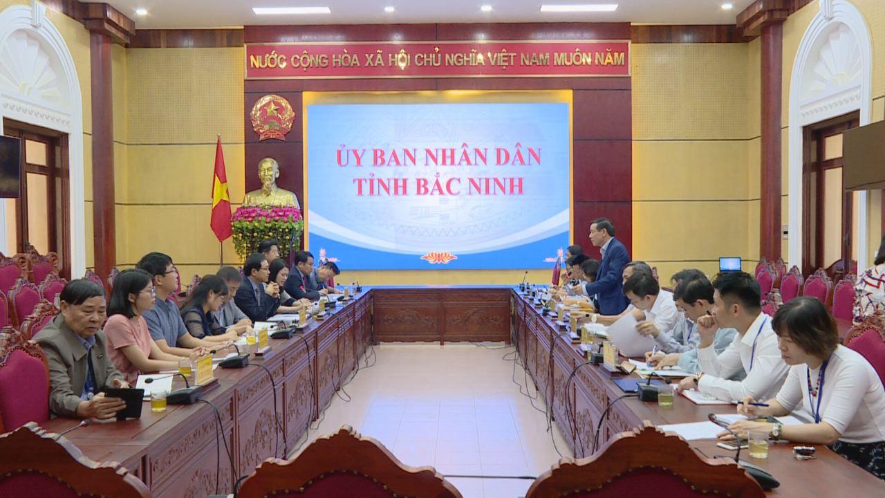 UBND tỉnh họp nghe báo cáo tình hình hoạt động của Tổ hợp Samsung