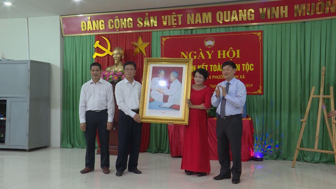 100% khu dân cư tổ chức ngày hội đại đoàn kết