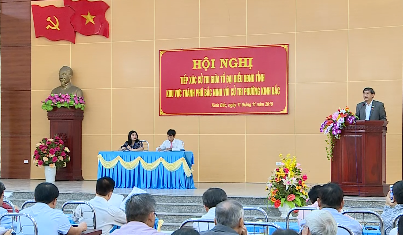 Tổ đại biểu HĐND tỉnh tiếp xúc cử tri phường Kinh Bắc 