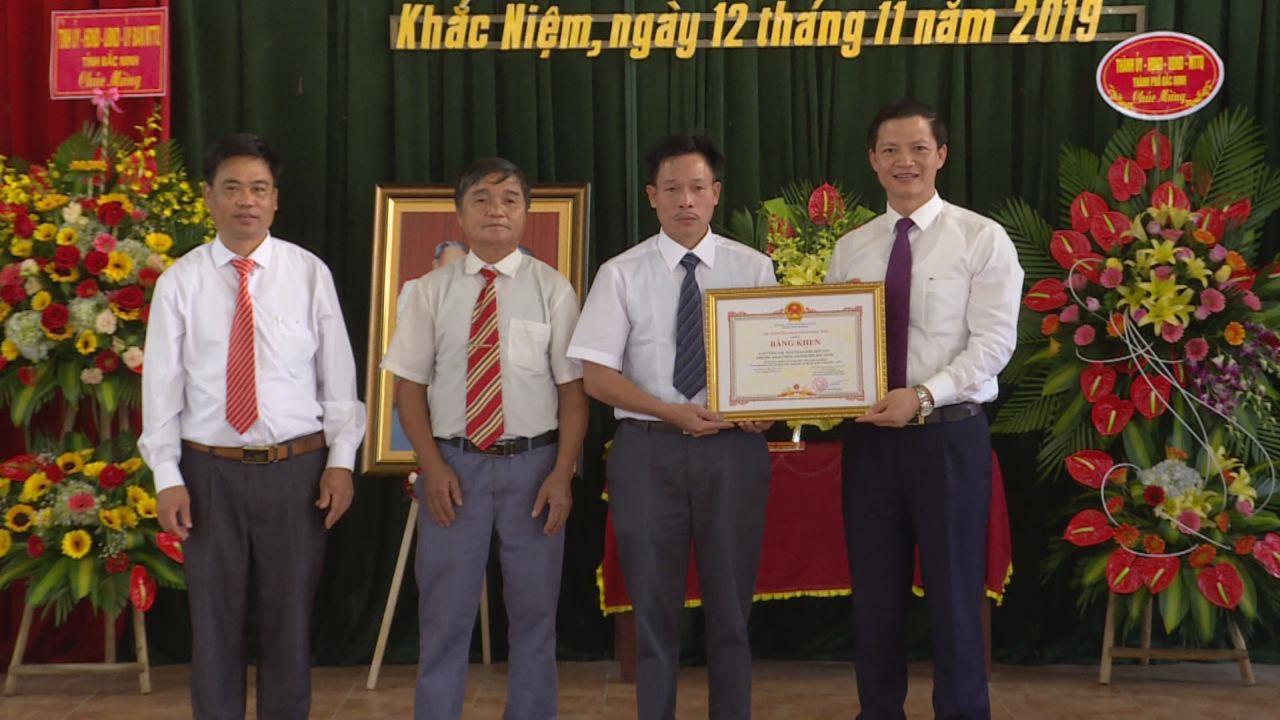 Bí thư Thành ủy Bắc Ninh dự ngày hội Đại đoàn kết tại Khu phố Quế Sơn