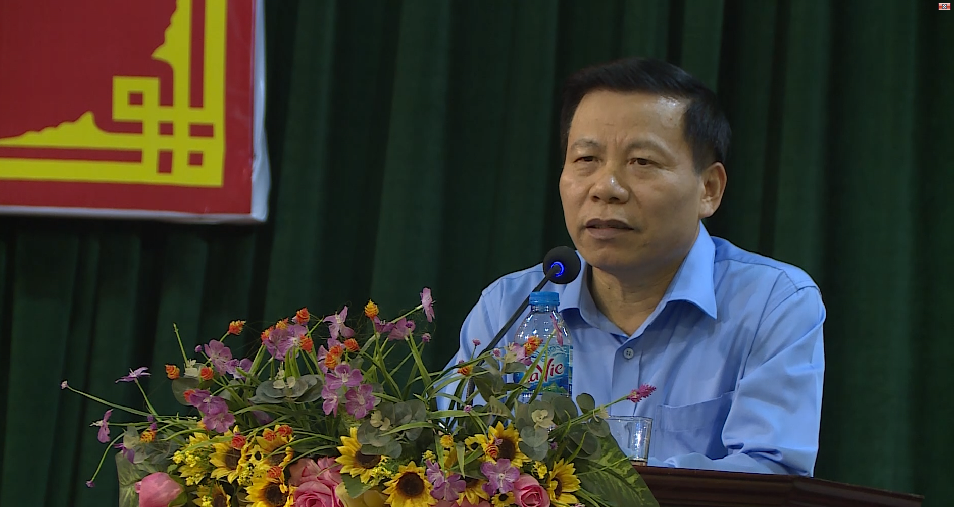 Tổ đại biểu HĐND tỉnh, HĐND huyện Tiên Du tiếp xúc cử tri tại thị trấn Lim