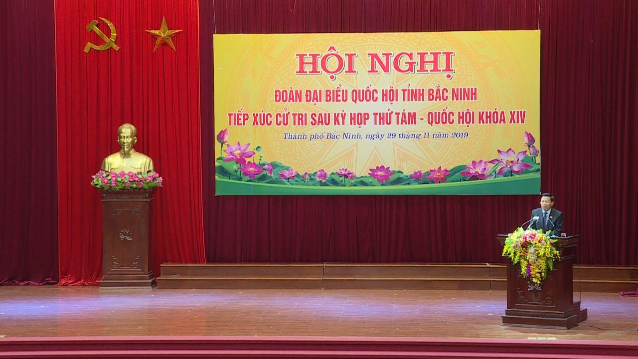 Bí thư Tỉnh ủy tiếp xúc cử tri thông báo kết quả kỳ họp thứ 8, Quốc hội khóa 14