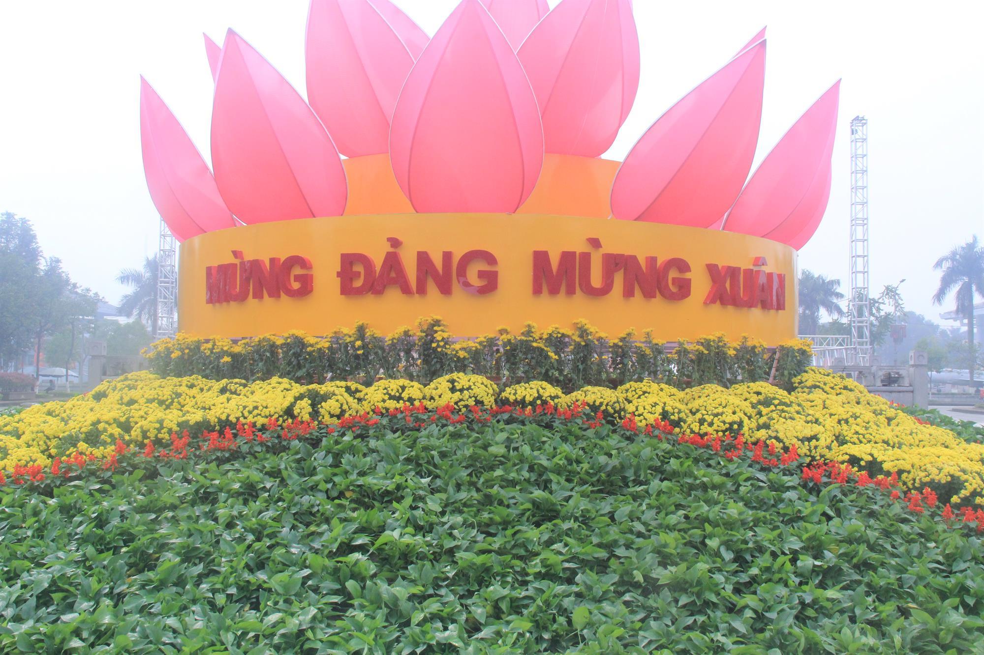 Đường phố Bắc Ninh rộn ràng đón Tết