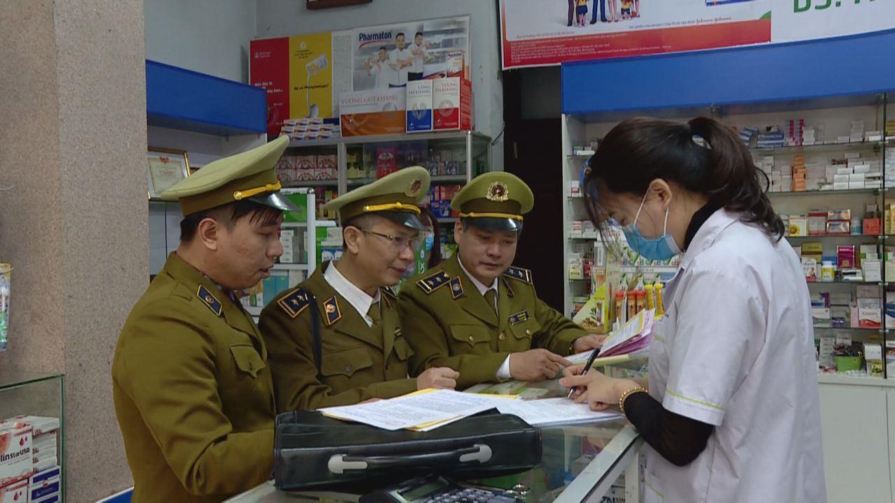 Cục QLTT Bắc Ninh tăng cường kiểm tra các điểm bán khẩu trang y tế