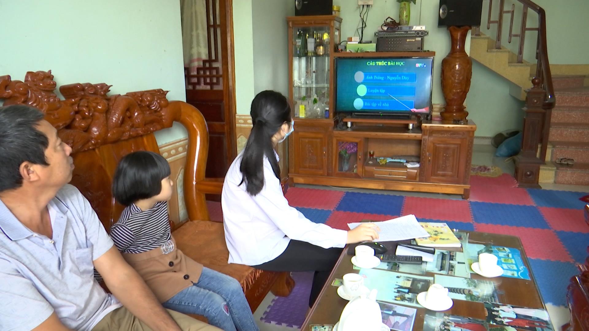 Dạy, học mùa dịch Covid - 19 tại vùng đất khó