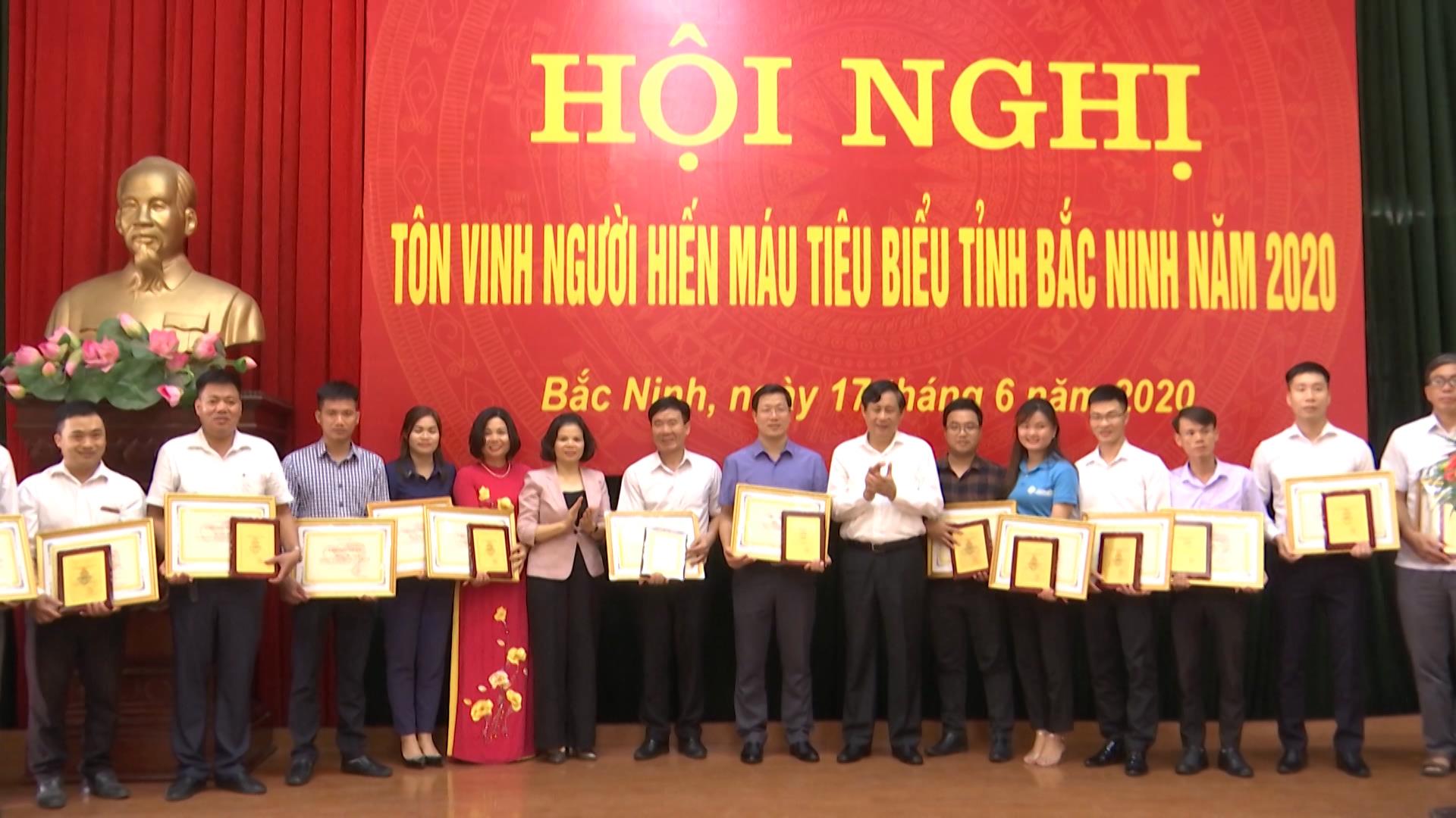 Bắc Ninh tôn vinh 75 người hiến máu tiêu biểu tỉnh năm 2020