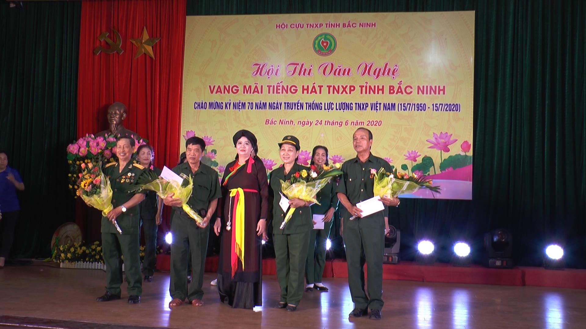 Hội thi văn nghệ “Vang mãi tiếng hát Thanh niên xung phong tỉnh Bắc Ninh”