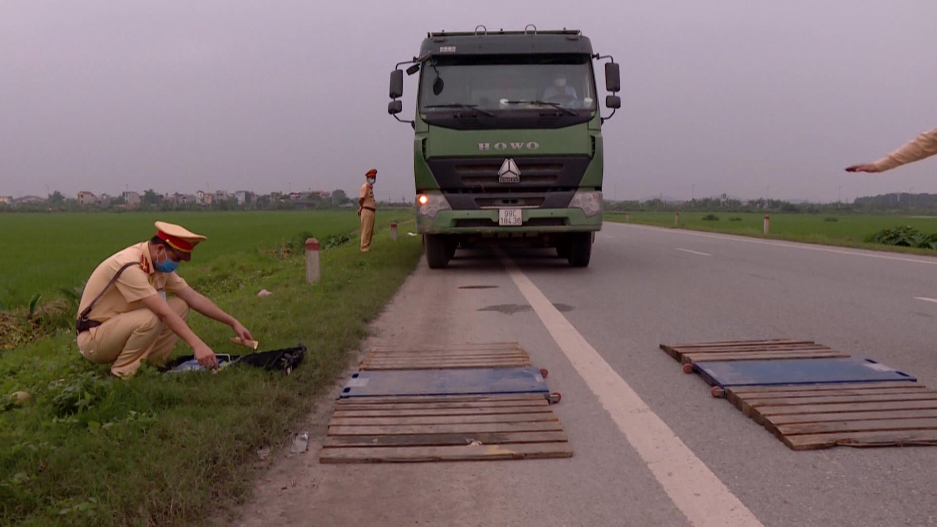 Khó khăn trong xử lý xe quá khổ, quá tải